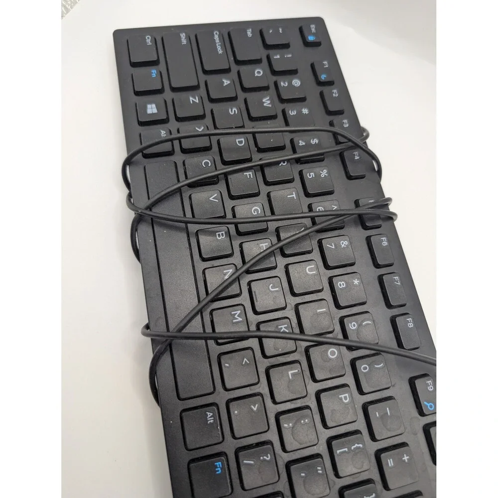 Dell KB216t Wired Multimedia Keyboard Black Chiclet Keys USB Full Size 0RKRON